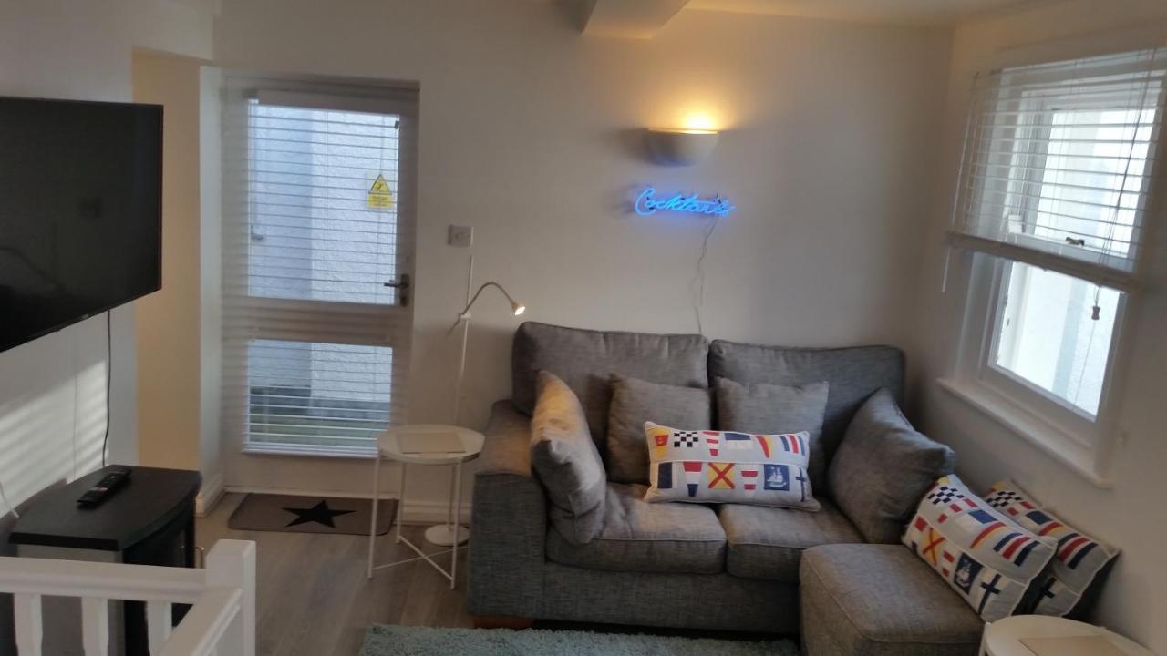 The Picture House Stylish Apartment In Фовей Экстерьер фото